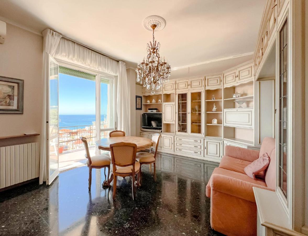 Grande Appartamento Vista Mare Varazze Exterior foto