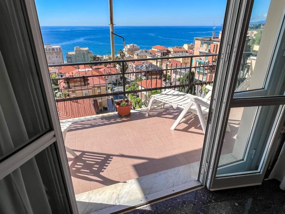 Grande Appartamento Vista Mare Varazze Exterior foto